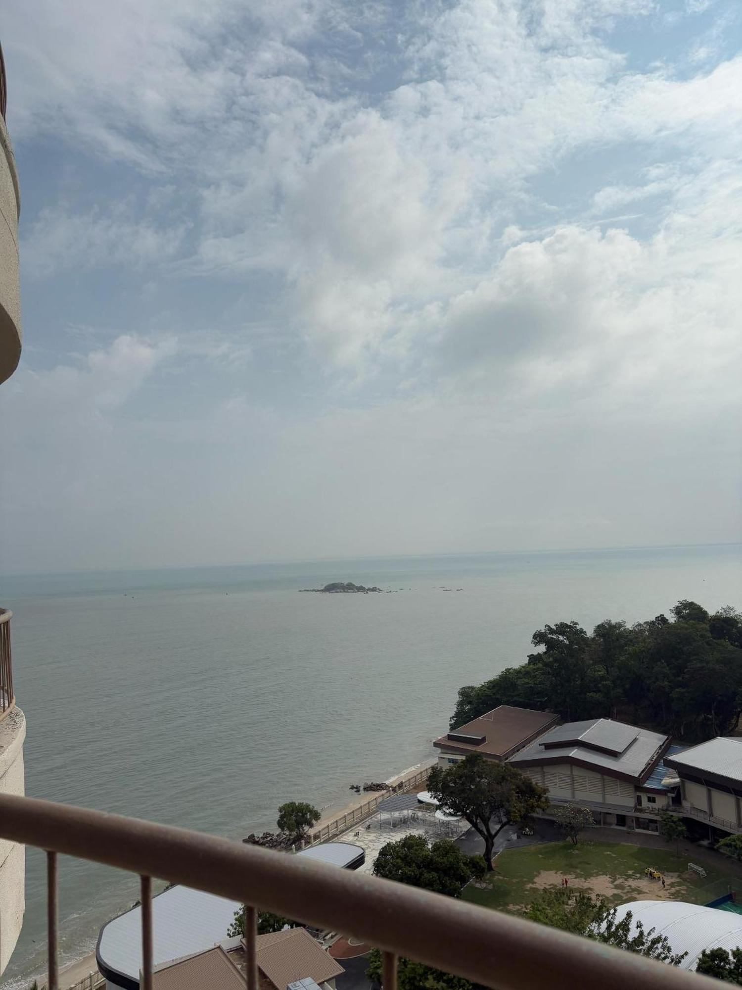 17 Jazz Sweet Beachfront Resort Tanjung Bungah  Εξωτερικό φωτογραφία